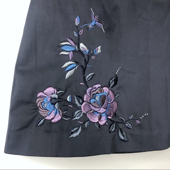 SOLD Express Vintage 90s Rose Embroidered Mini Skirt - Picture 3 of 7